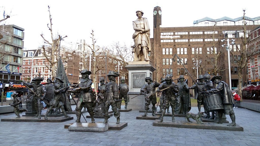 dolphins pearl tricks 2025